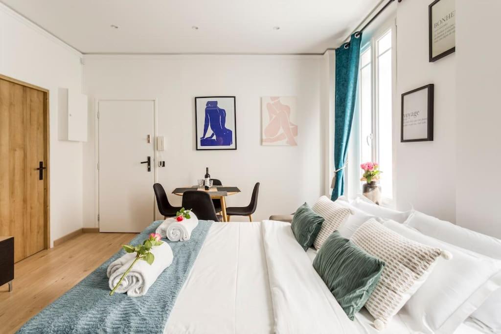 Suite Paris, Tour Eiffel, Champs Elysees Екстер'єр фото